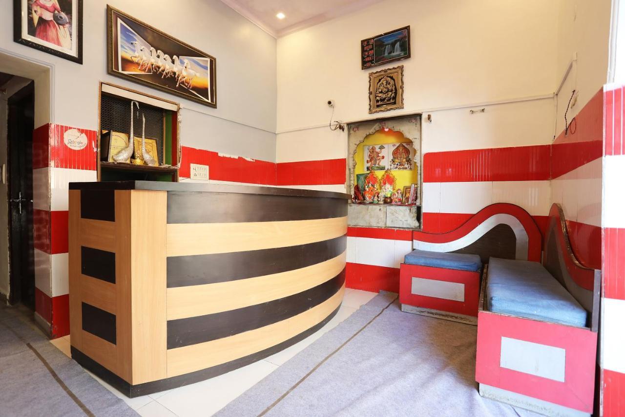 Oyo 29411 Hotel Vanshika Agra  Exteriör bild
