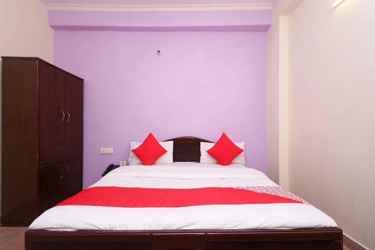Oyo 29411 Hotel Vanshika Agra  Exteriör bild